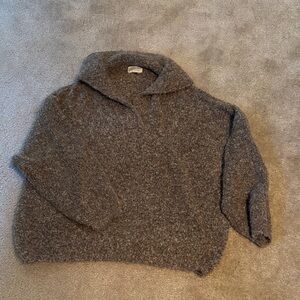 Universal Thread Women's V-Neck Sweater in taupe